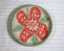 Load image into Gallery viewer, RED FLOWER / PLATE