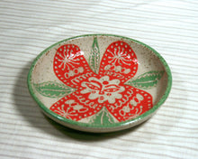 Load image into Gallery viewer, RED FLOWER / PLATE