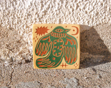 Load image into Gallery viewer, GREEN BIRD / TILE